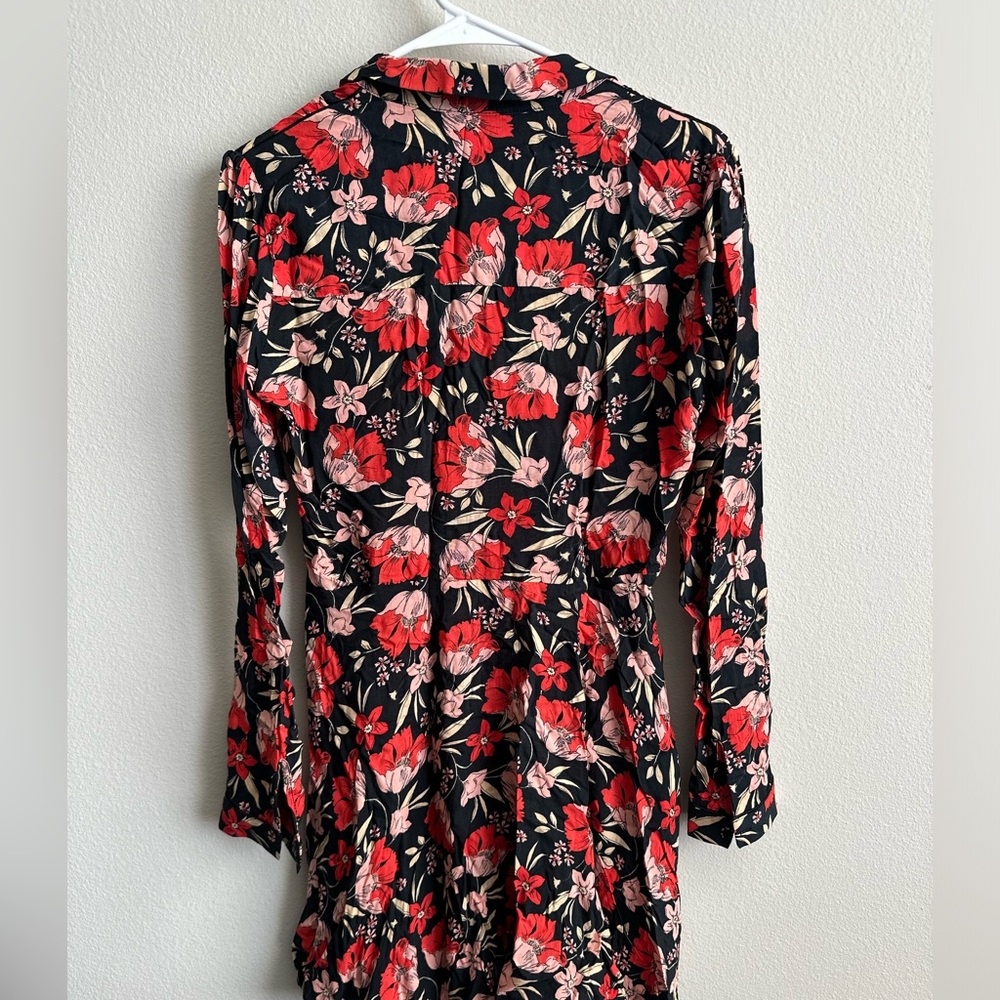Floral Black and Red Women's Button Front Dress - Zara - size small - Picture 2 of 4